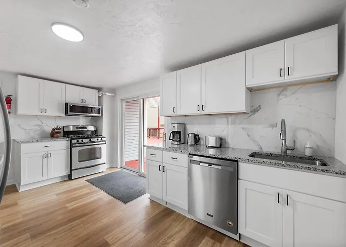 Bloomfield E Stylish And Cozy Private Bedroom, Shared Bathroom, With Free Parking Privatunterkunft Pittsburgh